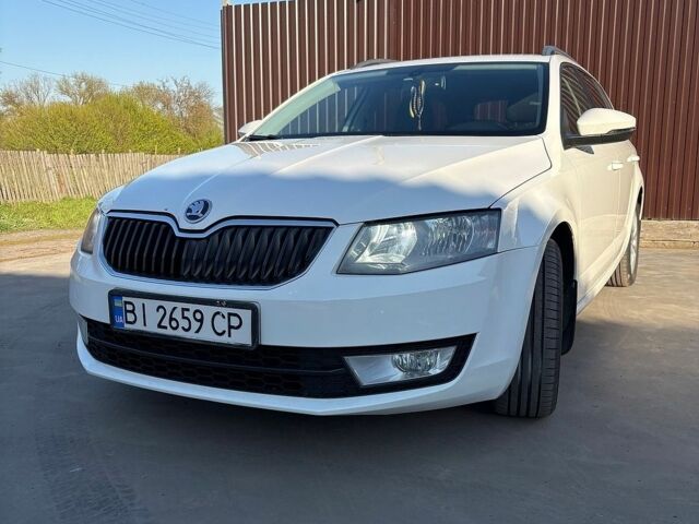 Білий Шкода Октавія, об'ємом двигуна 1.6 л та пробігом 327 тис. км за 9200 $, фото 1 на Automoto.ua