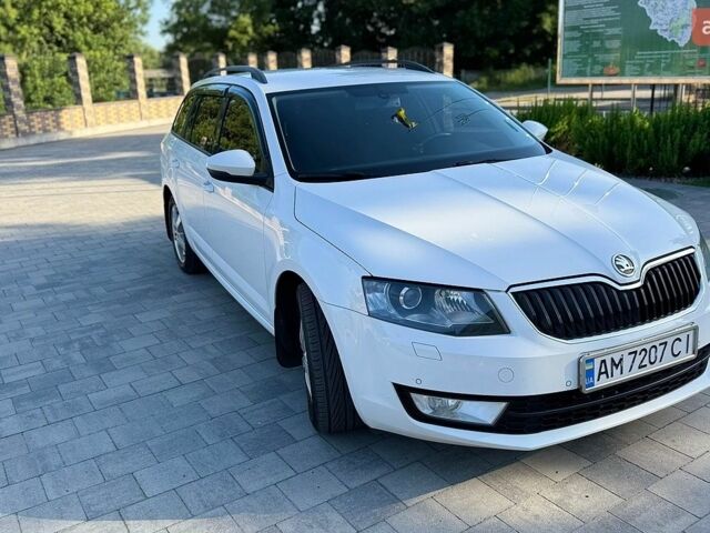 Белый Шкода Октавия, объемом двигателя 1.6 л и пробегом 341 тыс. км за 9600 $, фото 1 на Automoto.ua