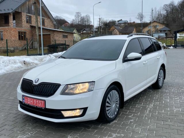 Белый Шкода Октавия, объемом двигателя 1.6 л и пробегом 330 тыс. км за 8799 $, фото 1 на Automoto.ua