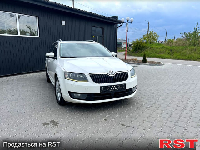 Белый Шкода Октавия, объемом двигателя 1.6 л и пробегом 250 тыс. км за 11000 $, фото 1 на Automoto.ua