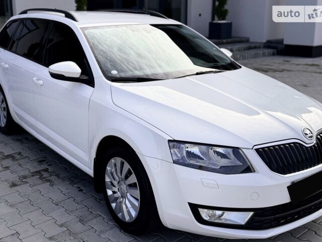 Белый Шкода Октавия, объемом двигателя 1.6 л и пробегом 260 тыс. км за 8200 $, фото 1 на Automoto.ua