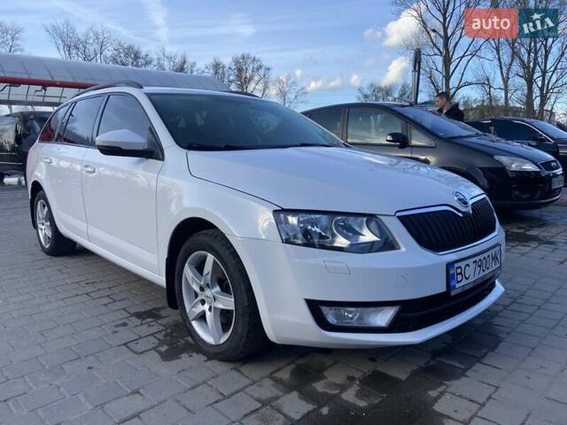Белый Шкода Октавия, объемом двигателя 1.6 л и пробегом 238 тыс. км за 9590 $, фото 1 на Automoto.ua