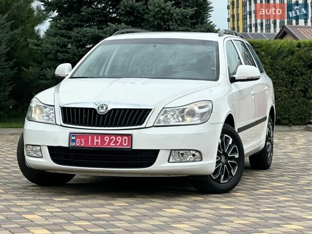 Белый Шкода Октавия, объемом двигателя 1.6 л и пробегом 174 тыс. км за 8500 $, фото 1 на Automoto.ua