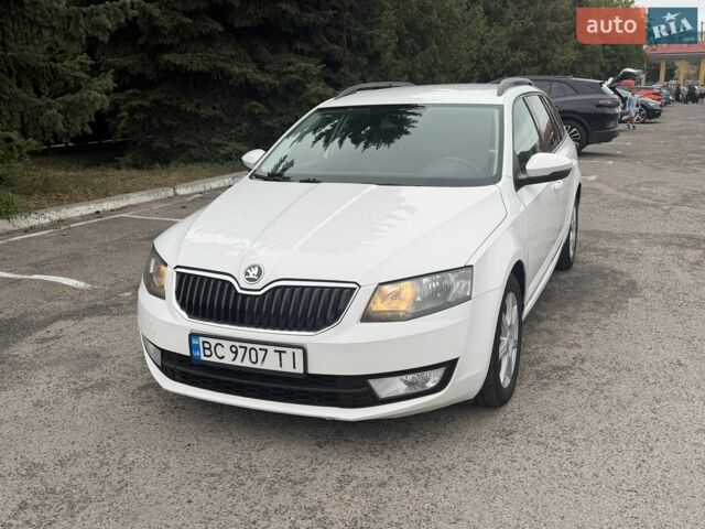 Белый Шкода Октавия, объемом двигателя 1.6 л и пробегом 175 тыс. км за 9999 $, фото 1 на Automoto.ua