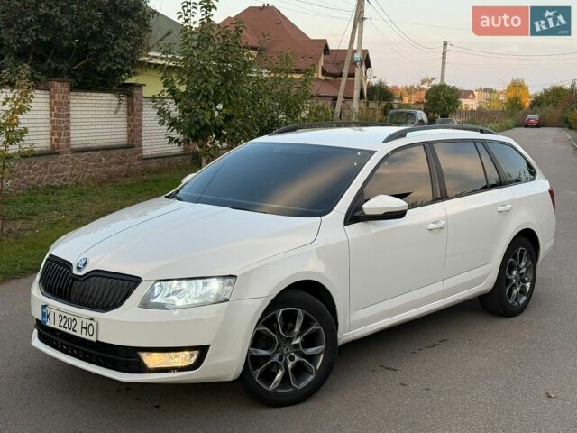Белый Шкода Октавия, объемом двигателя 2 л и пробегом 283 тыс. км за 9900 $, фото 1 на Automoto.ua