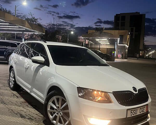Білий Шкода Октавія, об'ємом двигуна 1.6 л та пробігом 172 тис. км за 9400 $, фото 1 на Automoto.ua