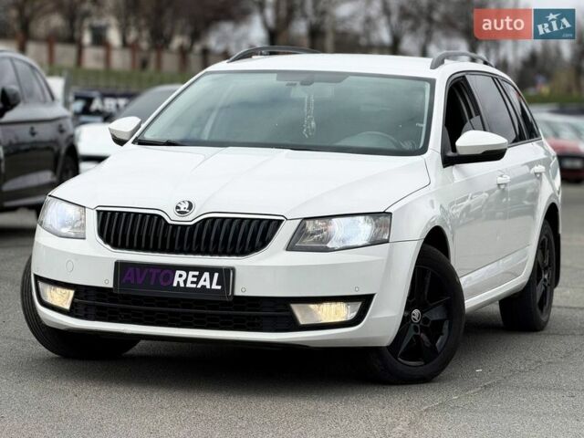 Білий Шкода Октавія, об'ємом двигуна 1.97 л та пробігом 220 тис. км за 12300 $, фото 1 на Automoto.ua