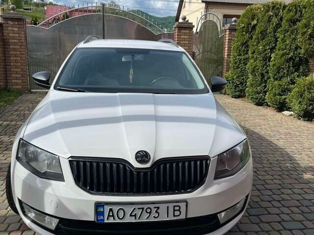 Білий Шкода Октавія, об'ємом двигуна 1.6 л та пробігом 380 тис. км за 9000 $, фото 1 на Automoto.ua