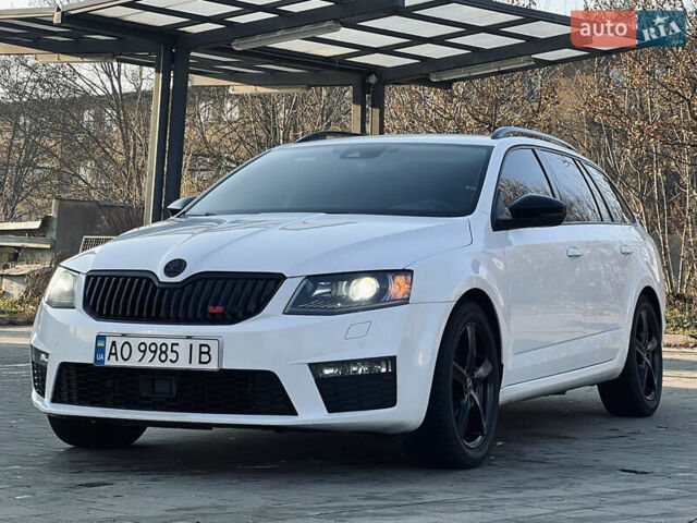 Белый Шкода Октавия, объемом двигателя 2 л и пробегом 320 тыс. км за 12650 $, фото 1 на Automoto.ua