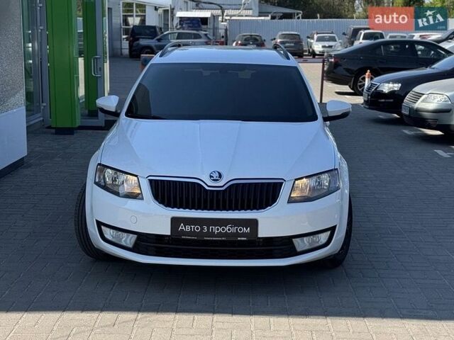 Белый Шкода Октавия, объемом двигателя 1.4 л и пробегом 289 тыс. км за 9900 $, фото 1 на Automoto.ua