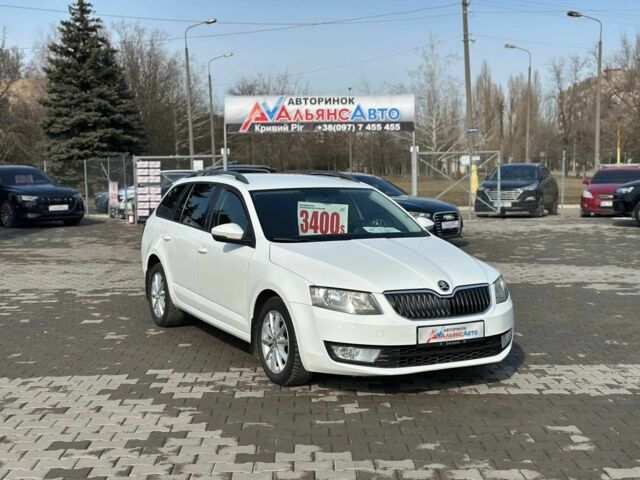 Белый Шкода Октавия, объемом двигателя 1.6 л и пробегом 260 тыс. км за 9900 $, фото 1 на Automoto.ua