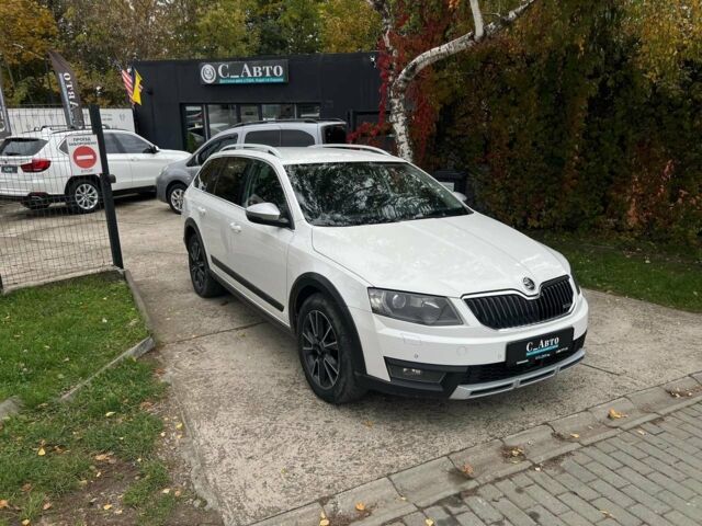 Білий Шкода Октавія, об'ємом двигуна 2 л та пробігом 275 тис. км за 13700 $, фото 1 на Automoto.ua