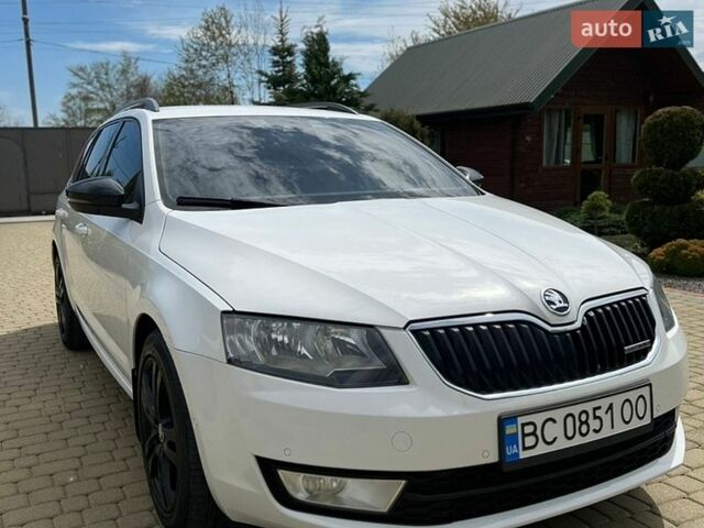 Белый Шкода Октавия, объемом двигателя 1.6 л и пробегом 258 тыс. км за 9500 $, фото 1 на Automoto.ua