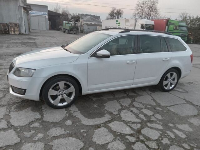 Білий Шкода Октавія, об'ємом двигуна 1.4 л та пробігом 237 тис. км за 12800 $, фото 1 на Automoto.ua