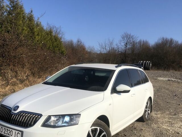 Белый Шкода Октавия, объемом двигателя 2 л и пробегом 251 тыс. км за 11999 $, фото 1 на Automoto.ua