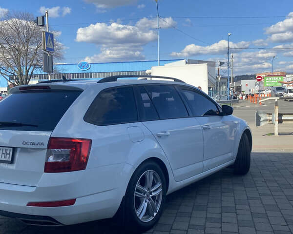 Білий Шкода Октавія, об'ємом двигуна 1.97 л та пробігом 333 тис. км за 11700 $, фото 1 на Automoto.ua