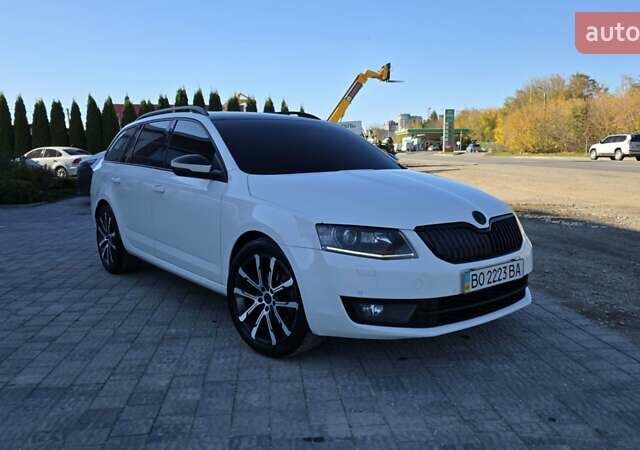 Білий Шкода Октавія, об'ємом двигуна 2 л та пробігом 230 тис. км за 12300 $, фото 1 на Automoto.ua