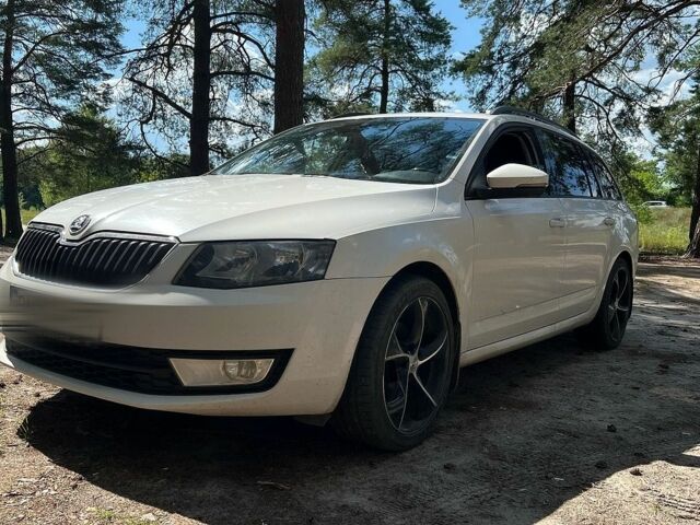 Білий Шкода Октавія, об'ємом двигуна 1.97 л та пробігом 295 тис. км за 13250 $, фото 1 на Automoto.ua