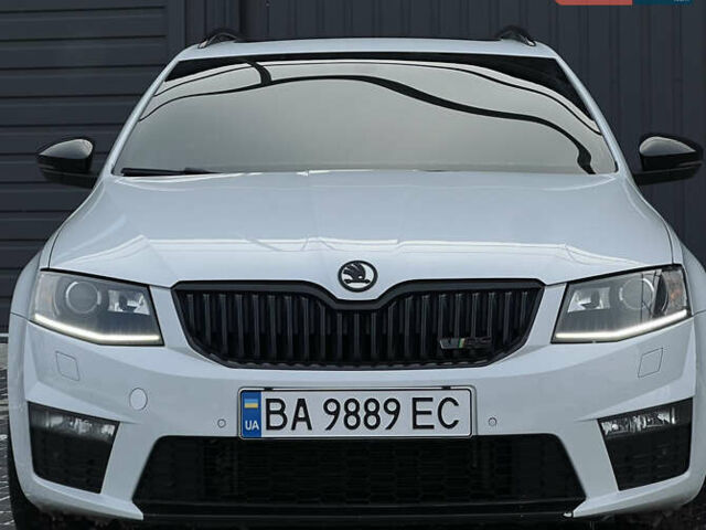 Белый Шкода Октавия, объемом двигателя 1.97 л и пробегом 230 тыс. км за 15500 $, фото 1 на Automoto.ua