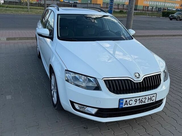 Білий Шкода Октавія, об'ємом двигуна 1.6 л та пробігом 281 тис. км за 11250 $, фото 1 на Automoto.ua