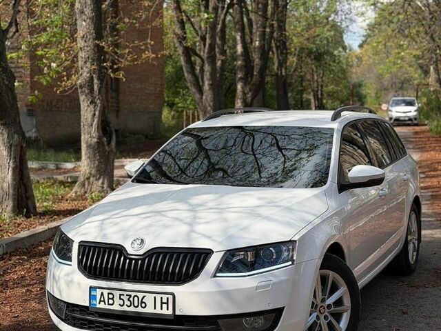 Білий Шкода Октавія, об'ємом двигуна 1.97 л та пробігом 257 тис. км за 12500 $, фото 1 на Automoto.ua