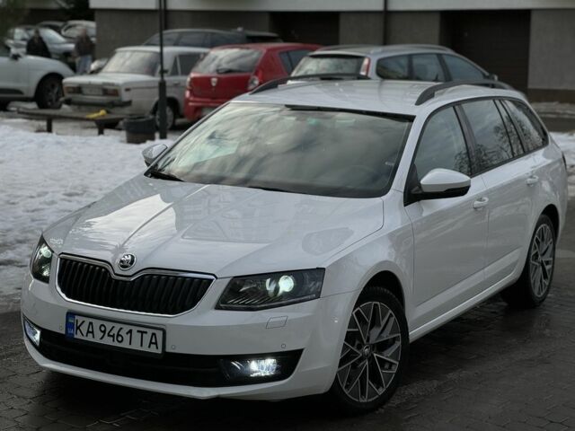 Білий Шкода Октавія, об'ємом двигуна 2 л та пробігом 302 тис. км за 12200 $, фото 1 на Automoto.ua