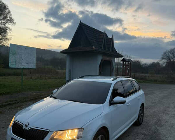 Белый Шкода Октавия, объемом двигателя 1.6 л и пробегом 250 тыс. км за 10600 $, фото 1 на Automoto.ua