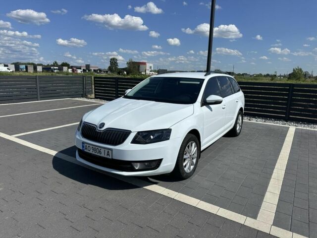 Белый Шкода Октавия, объемом двигателя 2 л и пробегом 267 тыс. км за 10800 $, фото 1 на Automoto.ua