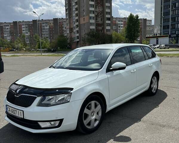 Белый Шкода Октавия, объемом двигателя 1.6 л и пробегом 190 тыс. км за 11500 $, фото 1 на Automoto.ua