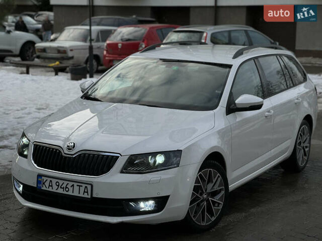 Белый Шкода Октавия, объемом двигателя 1.97 л и пробегом 302 тыс. км за 12200 $, фото 1 на Automoto.ua