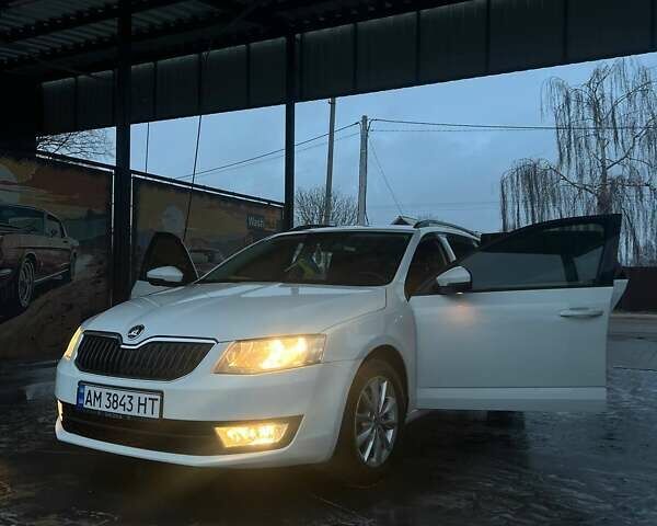 Белый Шкода Октавия, объемом двигателя 1.6 л и пробегом 179 тыс. км за 11200 $, фото 1 на Automoto.ua