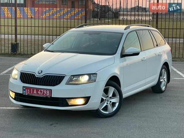 Белый Шкода Октавия, объемом двигателя 2 л и пробегом 238 тыс. км за 12800 $, фото 1 на Automoto.ua