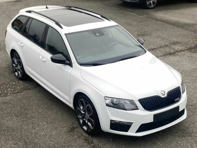 Белый Шкода Октавия, объемом двигателя 2 л и пробегом 74 тыс. км за 6000 $, фото 1 на Automoto.ua