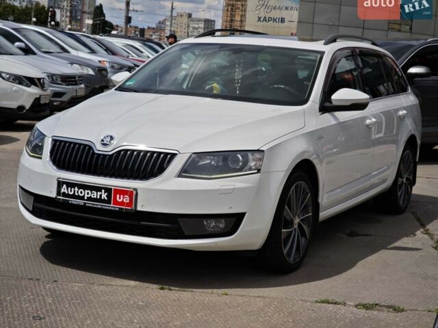 Білий Шкода Октавія, об'ємом двигуна 2 л та пробігом 275 тис. км за 11490 $, фото 1 на Automoto.ua