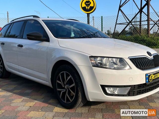 Білий Шкода Октавія, об'ємом двигуна 1.6 л та пробігом 286 тис. км за 11000 $, фото 1 на Automoto.ua