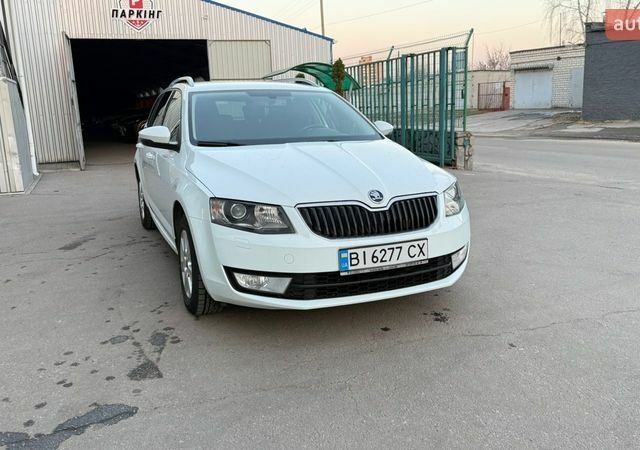 Белый Шкода Октавия, объемом двигателя 1.6 л и пробегом 264 тыс. км за 11000 $, фото 1 на Automoto.ua