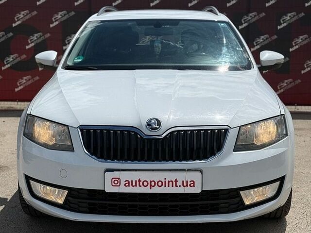 Білий Шкода Октавія, об'ємом двигуна 1.97 л та пробігом 267 тис. км за 12200 $, фото 1 на Automoto.ua