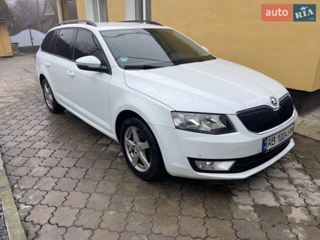 Білий Шкода Октавія, об'ємом двигуна 1.6 л та пробігом 273 тис. км за 9600 $, фото 1 на Automoto.ua