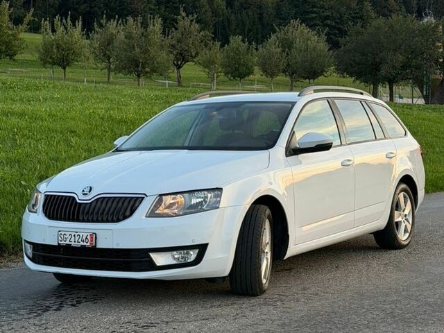 Белый Шкода Октавия, объемом двигателя 1.8 л и пробегом 246 тыс. км за 10380 $, фото 1 на Automoto.ua