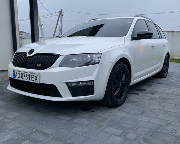 Белый Шкода Октавия, объемом двигателя 1.97 л и пробегом 300 тыс. км за 13200 $, фото 1 на Automoto.ua