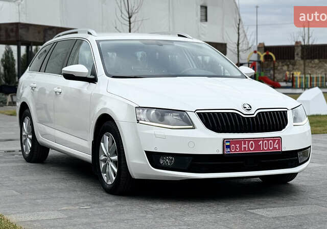 Белый Шкода Октавия, объемом двигателя 1.6 л и пробегом 231 тыс. км за 11850 $, фото 1 на Automoto.ua