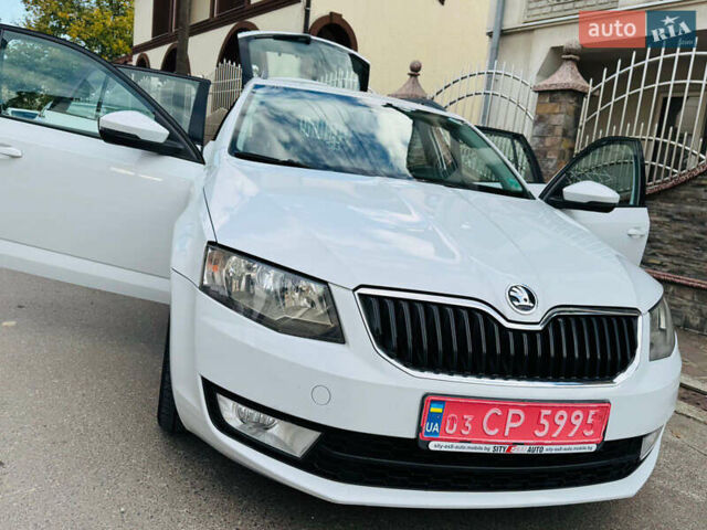 Шкода Октавия 2016 в Тячеве на Automoto.ua Белый Шкода Октавия, объемом двигателя 2 л и пробегом 228 тыс. км за 11700 $, фото 1 на Automoto.ua