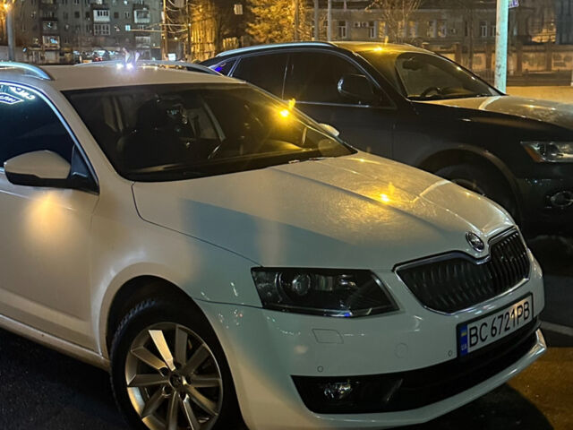 Белый Шкода Октавия, объемом двигателя 1.6 л и пробегом 250 тыс. км за 12700 $, фото 1 на Automoto.ua