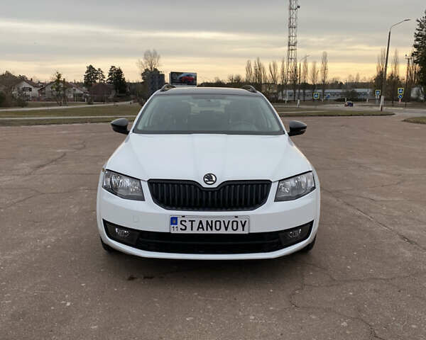 Білий Шкода Октавія, об'ємом двигуна 1.6 л та пробігом 288 тис. км за 10900 $, фото 1 на Automoto.ua