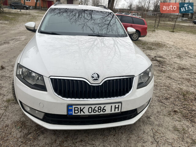 Белый Шкода Октавия, объемом двигателя 1.6 л и пробегом 330 тыс. км за 11000 $, фото 1 на Automoto.ua