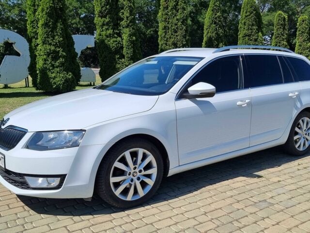 Белый Шкода Октавия, объемом двигателя 1.6 л и пробегом 230 тыс. км за 11566 $, фото 1 на Automoto.ua