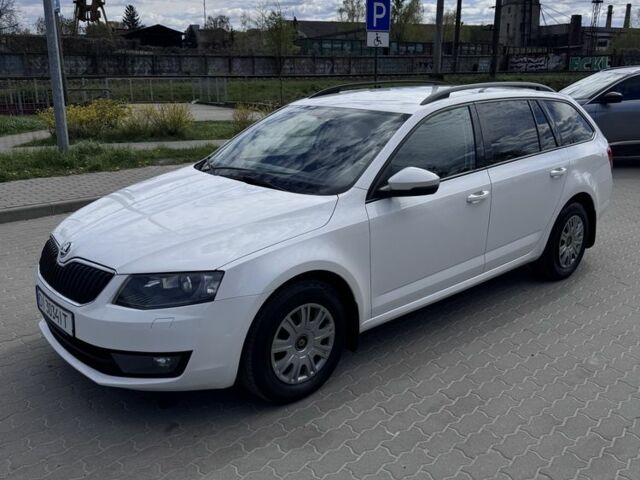 Белый Шкода Октавия, объемом двигателя 2 л и пробегом 355 тыс. км за 10518 $, фото 1 на Automoto.ua