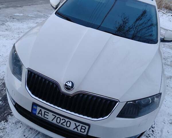 Білий Шкода Октавія, об'ємом двигуна 1.6 л та пробігом 250 тис. км за 10700 $, фото 1 на Automoto.ua