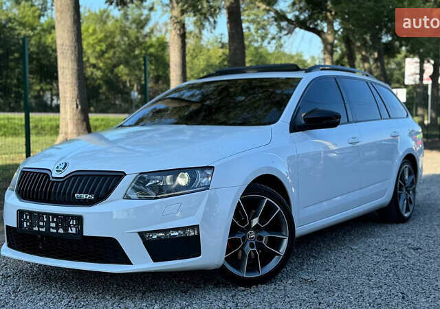 Білий Шкода Октавія, об'ємом двигуна 2 л та пробігом 267 тис. км за 16500 $, фото 1 на Automoto.ua