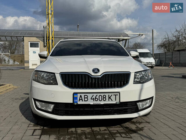 Білий Шкода Октавія, об'ємом двигуна 1.6 л та пробігом 360 тис. км за 11200 $, фото 1 на Automoto.ua